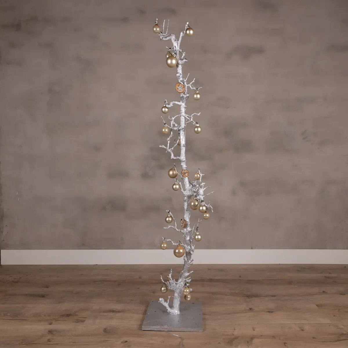 Kerstboom perenhout zilver