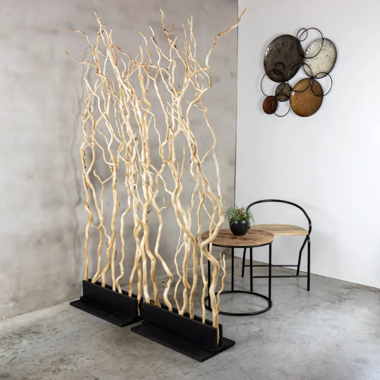 Kronkelwilg Roomdivider Viggo Gezandstraald Met zwarte voet H165cm