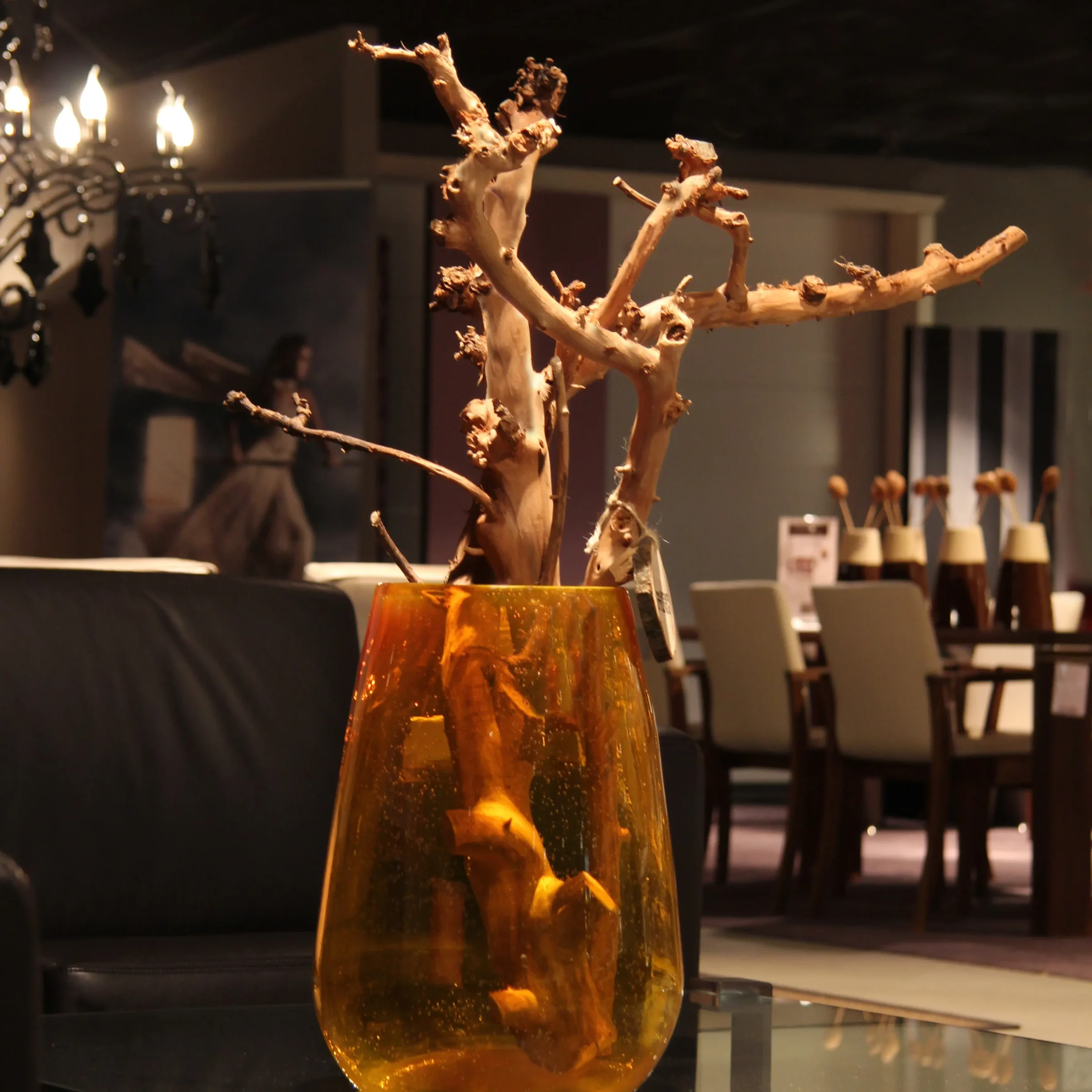 perentak in oranje vaas